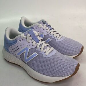 New Balance 520 size 5.5